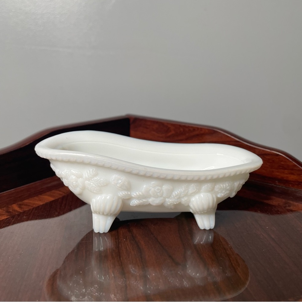 Avon soap dish